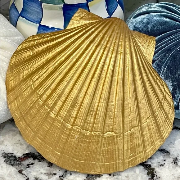 Hand Crafted Lemon Trinket Shell Dish - Picture 5 of 7